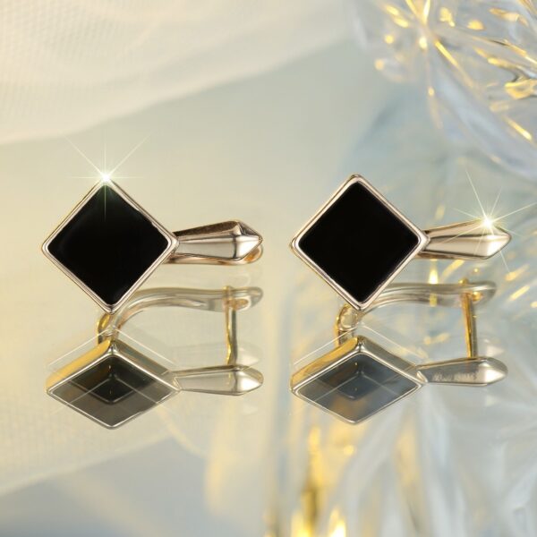 Minimalist Black Oil Dripping Diamond Ear Clip - Image 6